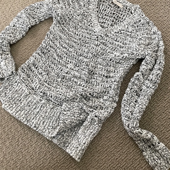 Loft sweater - Picture 2 of 2